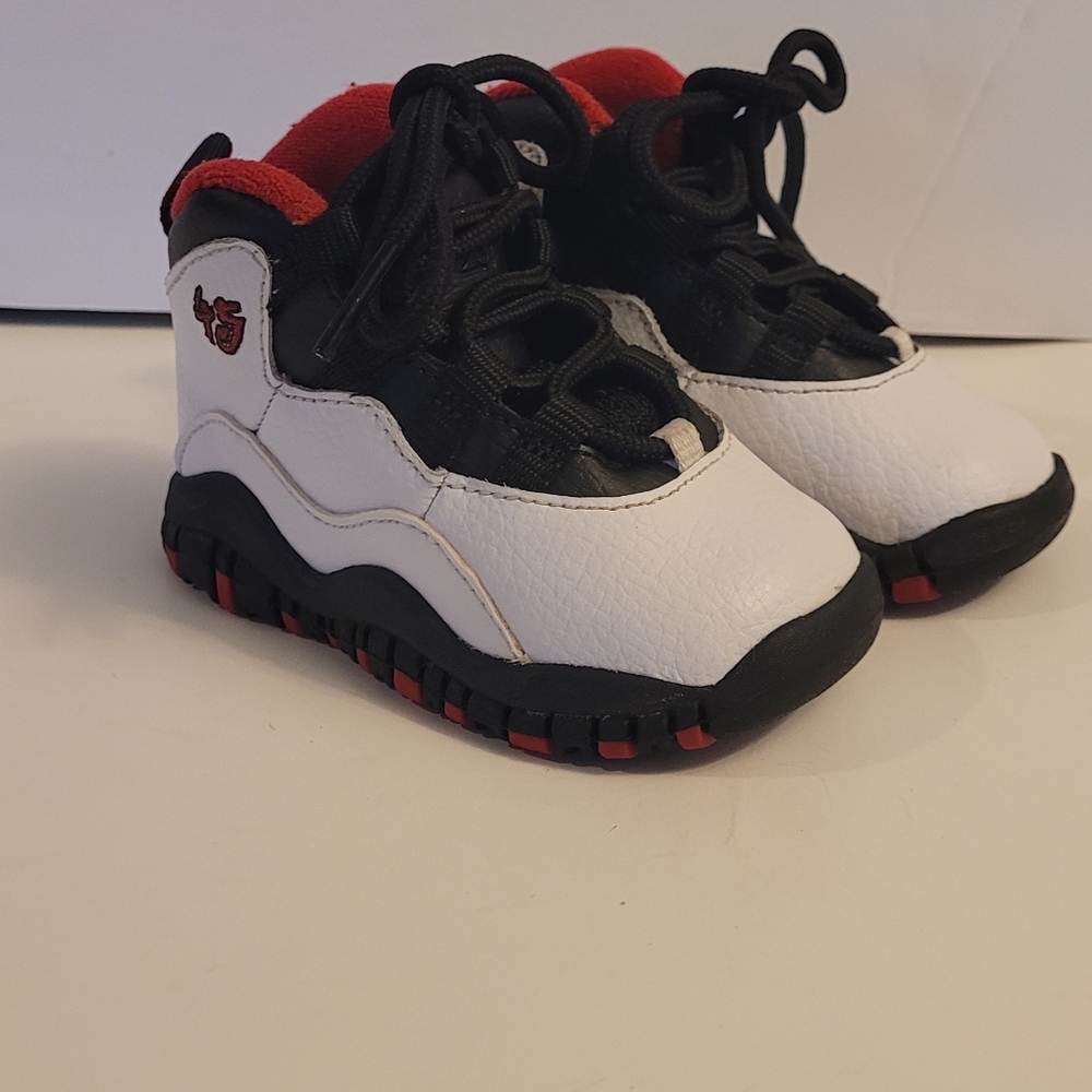 Jordan Retro 10. Baby sz 4C. Pre-owned.